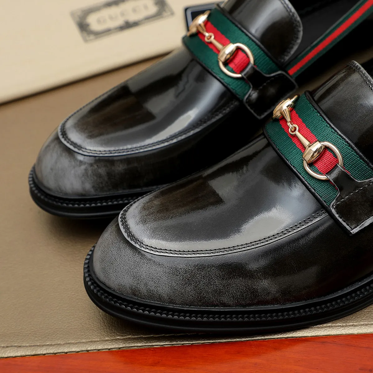 Men's shoes 💰460 💰💰Gucci official website men's business formal leather shoes update💥Hong Kong counters synchronize new styles💥completely one to one replica shipment👍zero difference in counter quality 0⃣️all made of imported first-layer cowhide on the outside with original hardware buckles➕water-dyed🐂leather lining production, color, code matching 39-44 (customized at 38.45.46)……